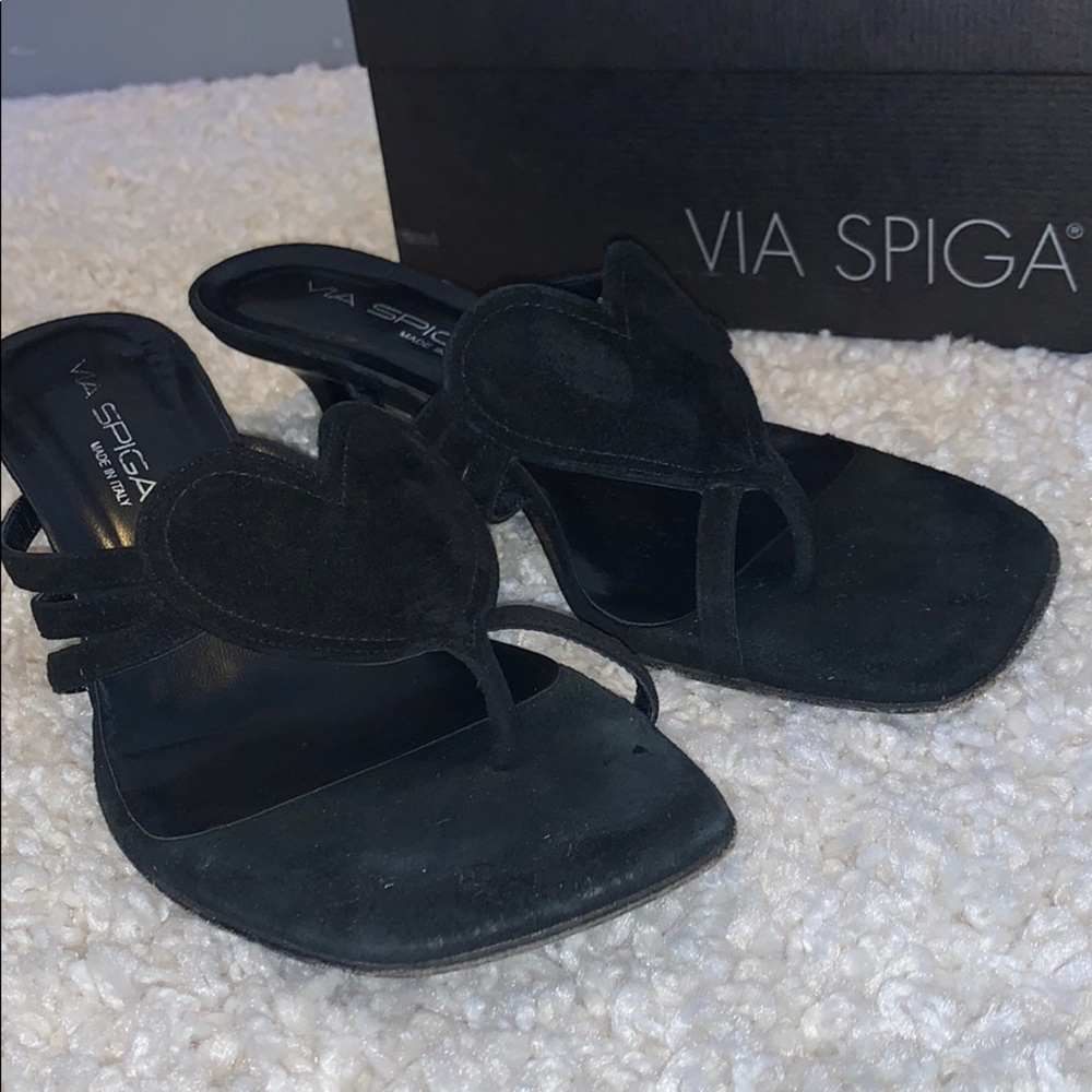 VIA SPIGA Benkert black suede kitten heels